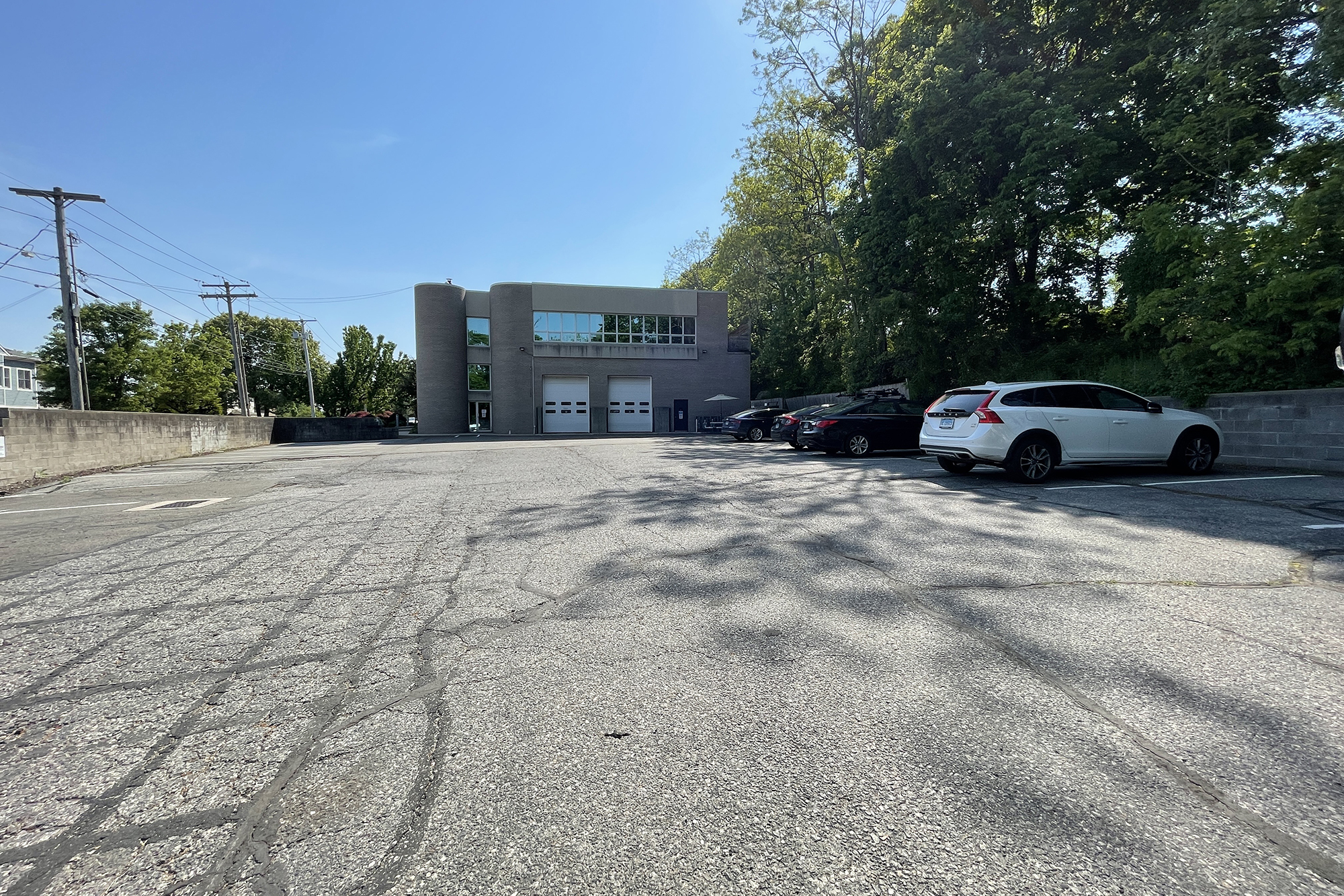 Right Parking Lot with Two Drive-In Doors