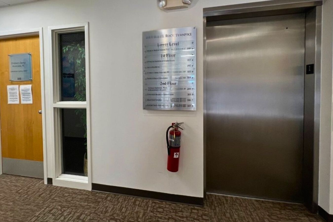Elevator & Directory Elevator & Directory