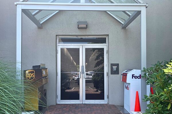 UPS & FedEx Drop Boxes Onsite