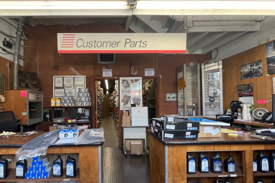 Parts Service Desk Parts Service Desk