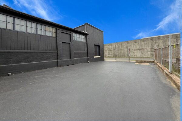 One Truck-Height Loading Dock