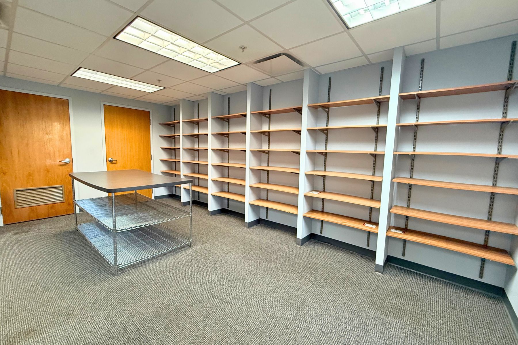 Second Floor Suite - Built-in Shelving Second Floor Suite - Built-in Shelving