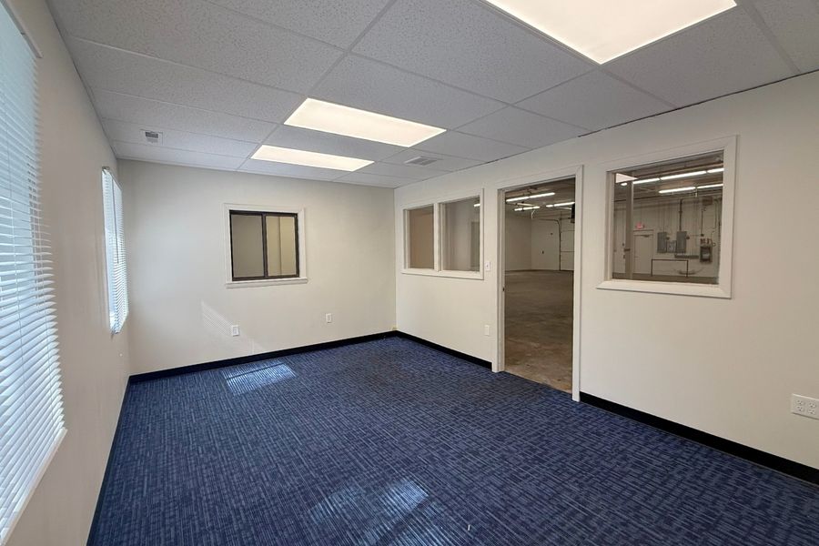 3 Private Air Conditioned Offices