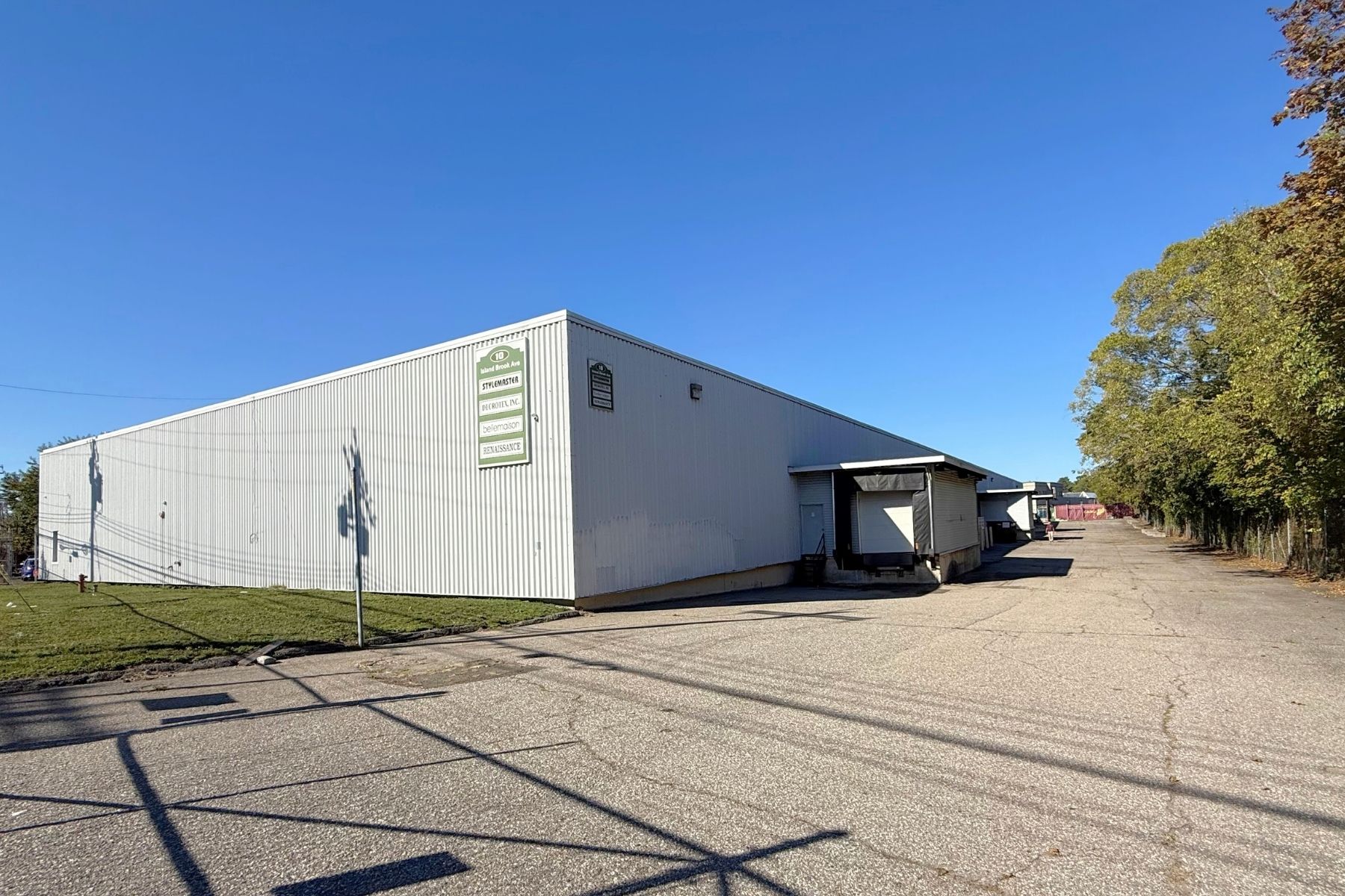 47,876 SF Industrial Building with Full HVAC for Sale 47,876 SF Industrial Building with Full HVAC for Sale