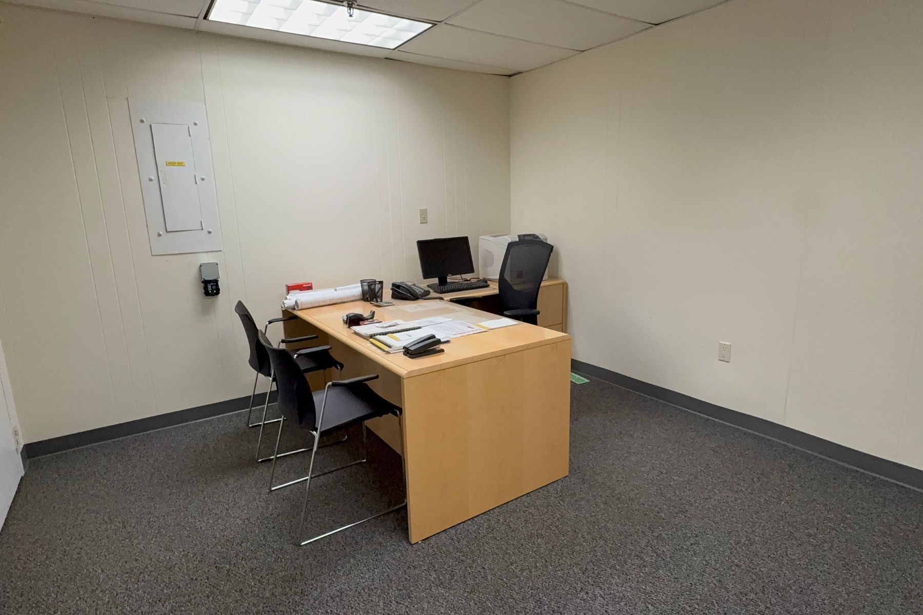 A Total of Eight Private Offices A Total of Eight Private Offices