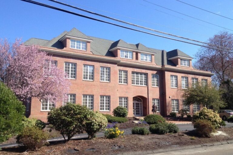 Trumbull Office Building on 1.5 Acres for Sale at $2,100,000