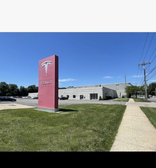70,001 SF Milford Commercial Property Sells for $7 Million