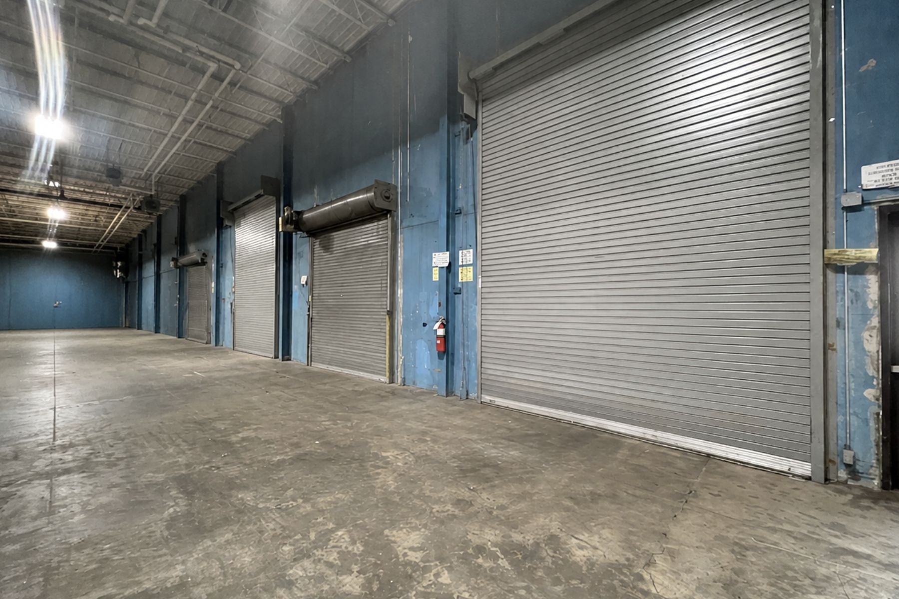 Equipped with Four Loading Docks Equipped with Four Loading Docks
