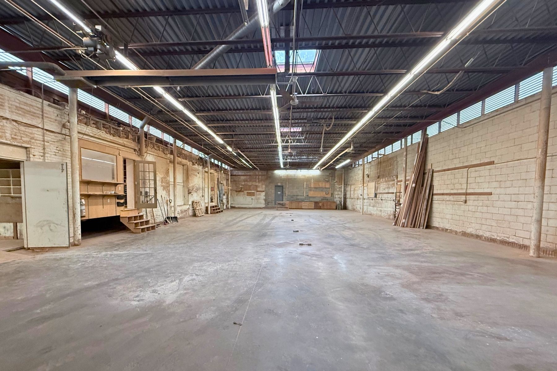 Warehouse with 13' Clear Ceiling Height, 17' W x 12' H Drive-in Door, and Egress Warehouse with 13' Clear Ceiling Height, 17' W x 12' H Drive-in Door, and Egress